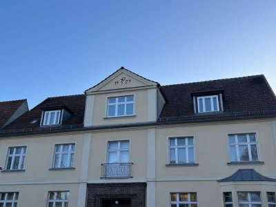 gemütliche große DG - Altbauwohnung mit Privatgarten in Beelitz Stadt