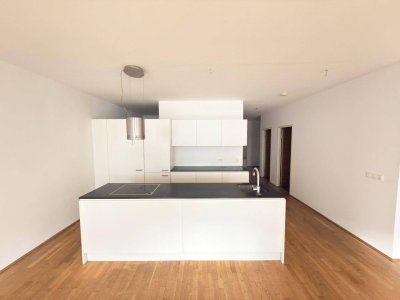 2 Zimmer Altstadtwohnung mit Flair in Innsbruck direkt neben dem goldenen Dachl ab sofort zu mieten