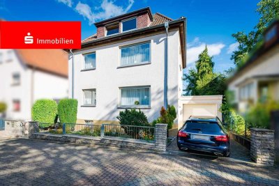 Bad Soden: Viel Platz für die ganze Familie – freistehendes Haus mit Garten