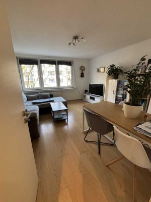 Freundliche und modernisierte 2,5-Raum-Wohnung in Mülheim