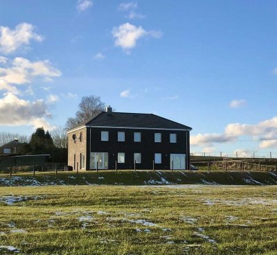 Einfamilienhaus auf 2.000m² Grundstück mit Optionen - Baugrundstück / Weideland / Scheune