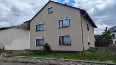 Geräumiges 7-Raum-Mehrfamilienhaus mit viel Potenzial in Mainz Ebersheim