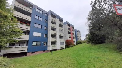 Schöne 3,5 Zimmer Wohnung mit guter Raumaufteilung in Nürnberg-Erlenstegen