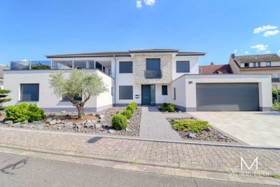 MG - Modernes Zweifamilienhaus in Bruchmühlbach-Miesau