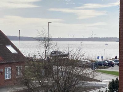 Kleine gemütliche Wohnung mit Balkon und Meerblick