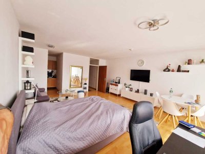 Helle und Moderne 1.5 Zimmerwohnung in Mössingen (bei Tübingen) mit großem Balkon und EBK.