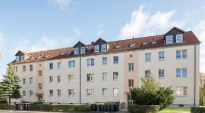 Leipzig-Böhlen: 2 Zi. Stellpl./Wohnküche/Wanne/20 Min. bis Hbf Leipzig (S-Bahn) / Ruhige Lage