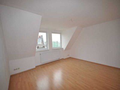 Helle 2-Raumwohnung mit Blick auf die Rügenbrücke