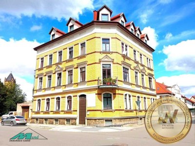 herrlich geschnittene 2 Zimmer Wohnung mit 72 m² und zwei Balkonen ab sofort
