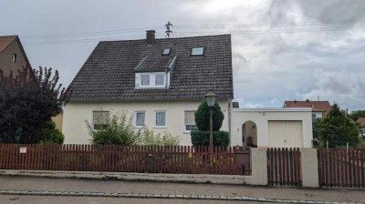 Einfamilienhaus mit Gartengrundstück und Garage "reserviert!"