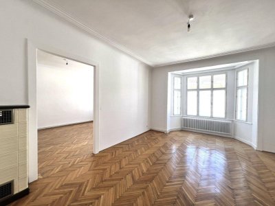 Fasanviertel - Ruhige, helle 5-Zimmmer-Altbauwohnung in gefragter Lage - WG geeignet - befristet (!)