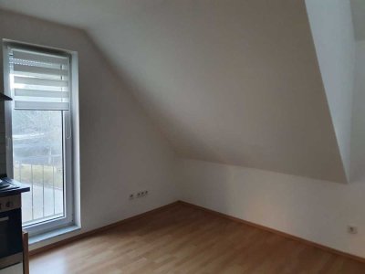 Exklusive, vollständig renovierte 1,5-Zimmer-Maisonette-Wohnung mit EBK in Baiersbronn