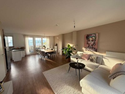 Sehr schönes, helles  Penthouse mit 3 Zimmern und großer Dachterrasse in Meerbusch-Osterath