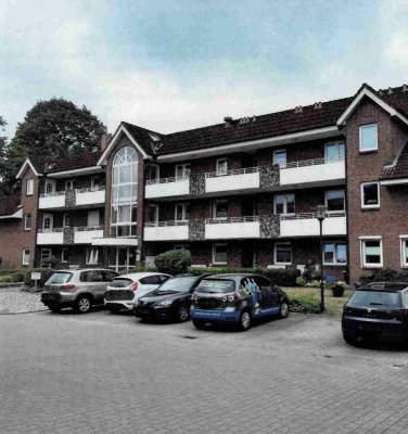Exklusive, gepflegte 2-Zimmer-Terrassenwohnung mit Balkon und EBK in Bad Schwartau