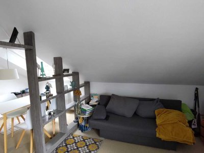 Sonnige Dachgeschosswohnung in Stuttgart Heumaden