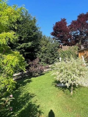 Wunderschöne kleine Gartenwohnung mit traumhaftem Bergblick ohne Provison.
