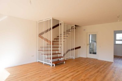 Gepflegtes Reihenmittelhaus (kernsaniert) mit 5 Zimmern, Garten und Garage in Pulheim-Geyen