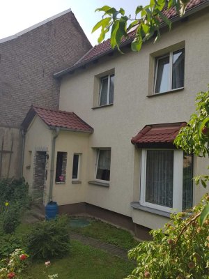 Kleines Haus mit Scheune Saalfeld Köditz