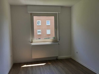 ﻿Schöne 1,5-Zimmer-Wohnung mit Tageslichtbad in Hanau-Großauheim zu vermieten