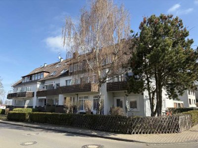 KARSTEN IMMOBILIEN ermöglicht Ihnen: Traumhafte DG-Wohnung mit großem Balkon und Top-Ausstattung