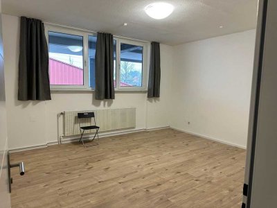 WG-Zimmer in großer 7er-WG (240 qm) – 25 qm Zimmer frei! Annweilerstraße 1a, 76829 Landau
