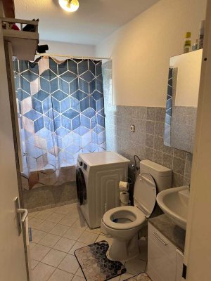 Attraktive 3,5-Zimmer-Erdgeschosswohnung in ruhiger Lage – Dombrede 64, 32423 Minden