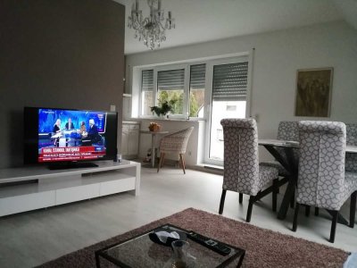 Attraktive 3-Zimmer Maisonette-Wohnung mit Balkon in Schwaig bei Nürnberg