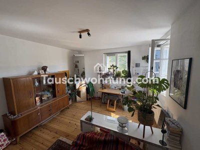 Tauschwohnung: Süße Altbauwohnung Zwei Zimmer mit Balkon in Britz