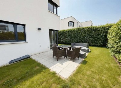 Familienfreundliches Reihenendhaus in Rödelsee – moderner Wohnkomfort auf drei Etagen mit Garten!