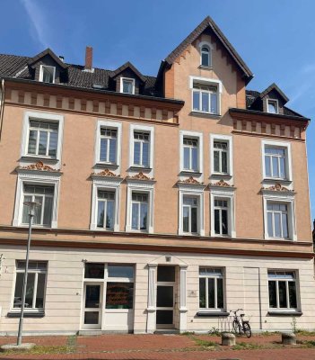 Helle renovierte 4,5 Zimmer Wohnung in ruhiger Lage