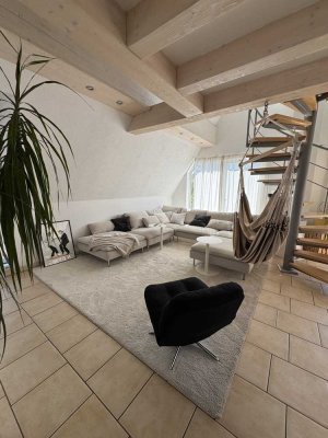 Möblierte Maisonettewohnung mit Garten und Stellplatz