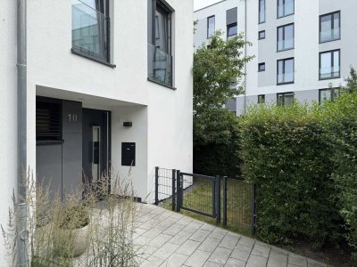 Modernes 4,5-Zi.-Stadthaus am Wasser, zentral und ruhig
