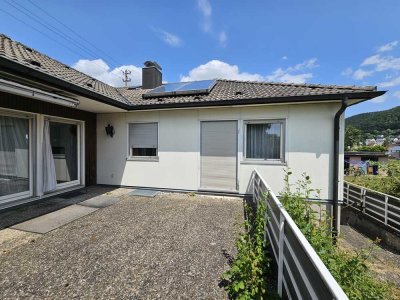 Bungalow mit riesigem Grundstück und massig Potential in sonniger Lage von Rietheim.