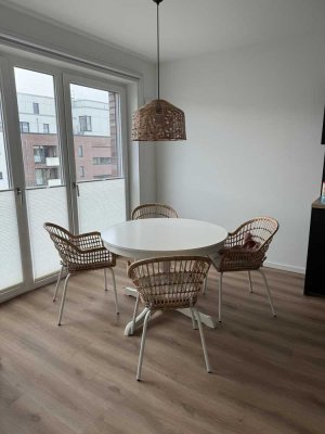 Stilvolle 5-Raum-Maisonette-Wohnung mit luxuriöser Innenausstattung mit Einbauküche in Norderstedt