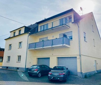 Wunderschöne und helle 3 Zimmerwohnung mit Balkon in Mülheim-Kärlich