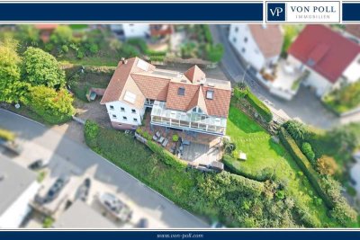 Großzügiges Zweifamilienhaus mit Garten und Pool in idyllischer Wohnlage