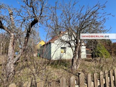 IMMOBERLIN.DE - Interessantes Haus mit Sanierungspotenzial in Seenähe