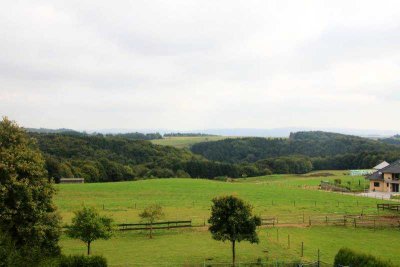 Schöne Maisonette-Wohnung mit traumhaftem Fernblick