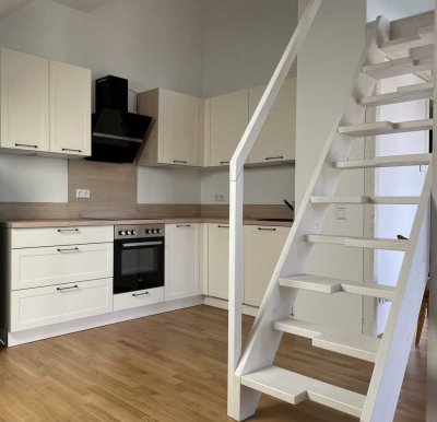 Exklusive, neuwertige 2,5-Zimmer-Wohnung mit Balkon und Einbauküche in Zorneding