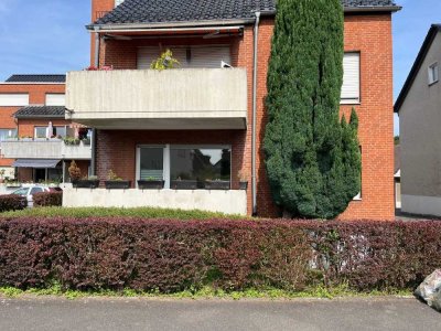 Sehr schöne Wohnung mit Schwimmbad und Sauna im Haus!