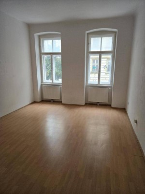 UNBEFRISTETER ALTBAUHIT DIREKT BEIM WÄHRINGER PARK !