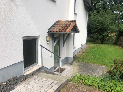 + Großzügige Wohnung, in kleiner naturnaher Wohnanlage, pure Lebensqualität +