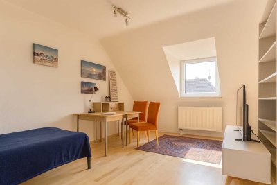 -I| KLEIN ABER FEIN || Toll geschnittene Mansarde || NORDSTRAßENFLAIR |I-