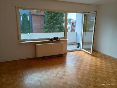 Attraktive 1 Zimmer Wohnung mit Balkon / PKW-Außenstellplatz in Remseck am Neckar