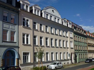 *gepflegte und barrierearme 3,5-Raumwohnung in saniertem Altbau mit 2 Terrassen*