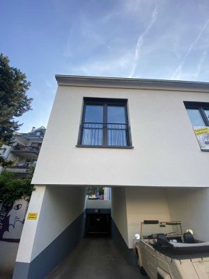 Premium City-Townhouse für 6.500 €/qm – 2 Stellplätze – Und dann gestalten Sie Ihren Wohntraum!