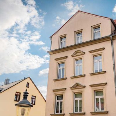 Mit Blick auf die Nikolaikirche