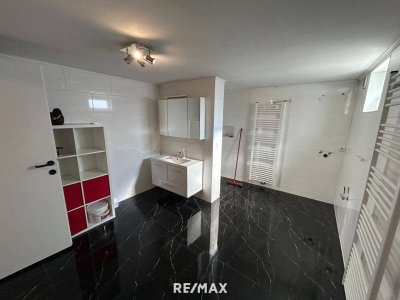 Einfamilienhaus mit großzügiger Halle und viel Potenzial in ruhiger Lage
