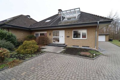 Charmante 3-Zimmer Dachgeschosswohnung mit Einbauküche und Balkon