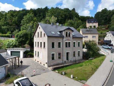 Tolles, villenartiges Wohn- und Geschäftshaus (hochwertig teilsaniert) in Burkhardtsdorf b. Chemnitz